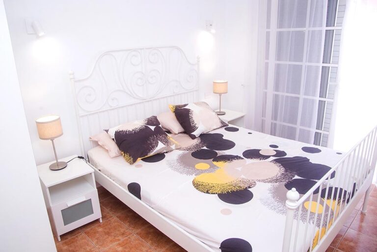 villa-lins-caleta-de-fuste-holiday-for-rent-airbnb-(35)